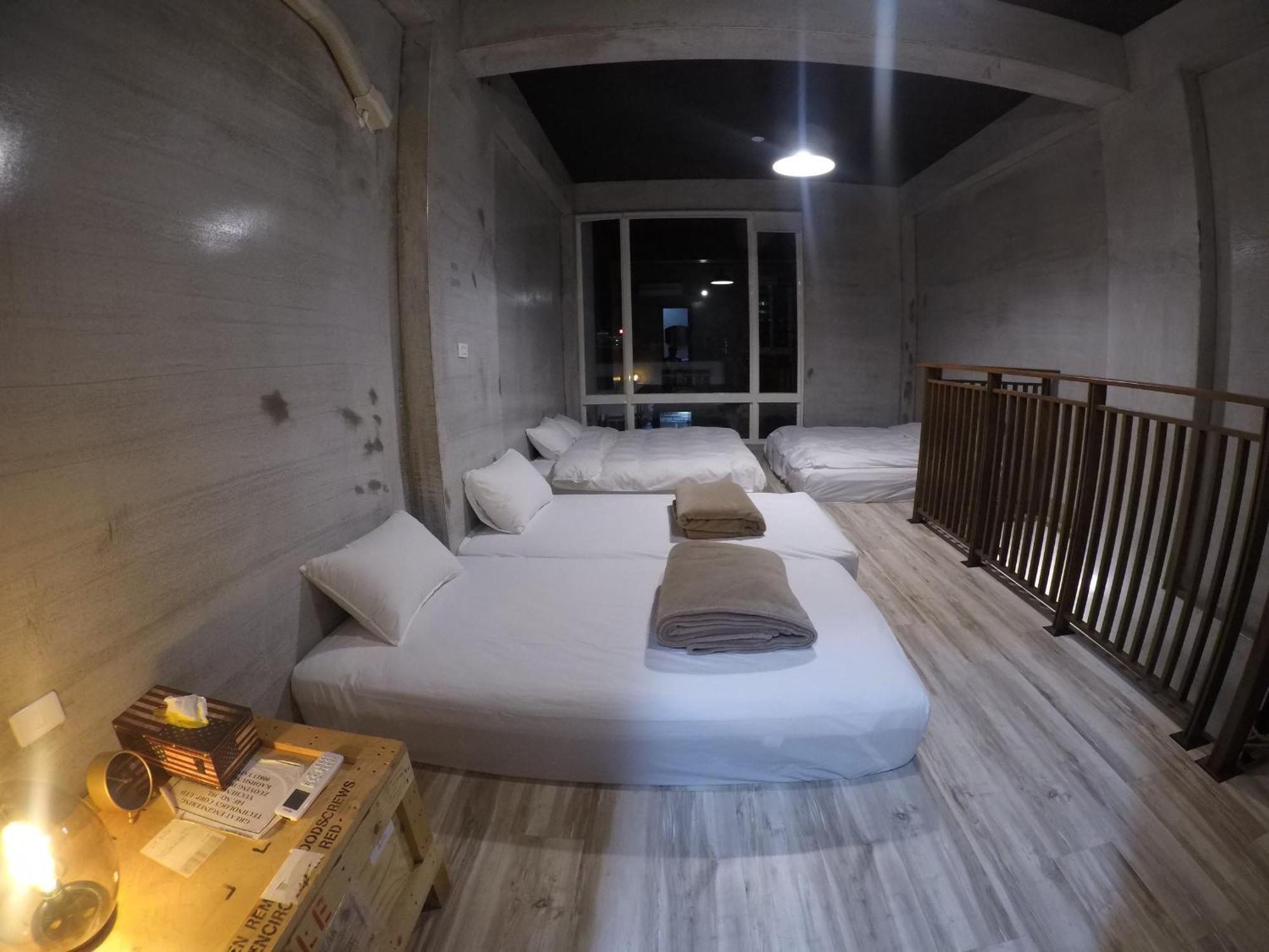 40Inn Backpackers Warehouse T'ai-tung Exterior foto